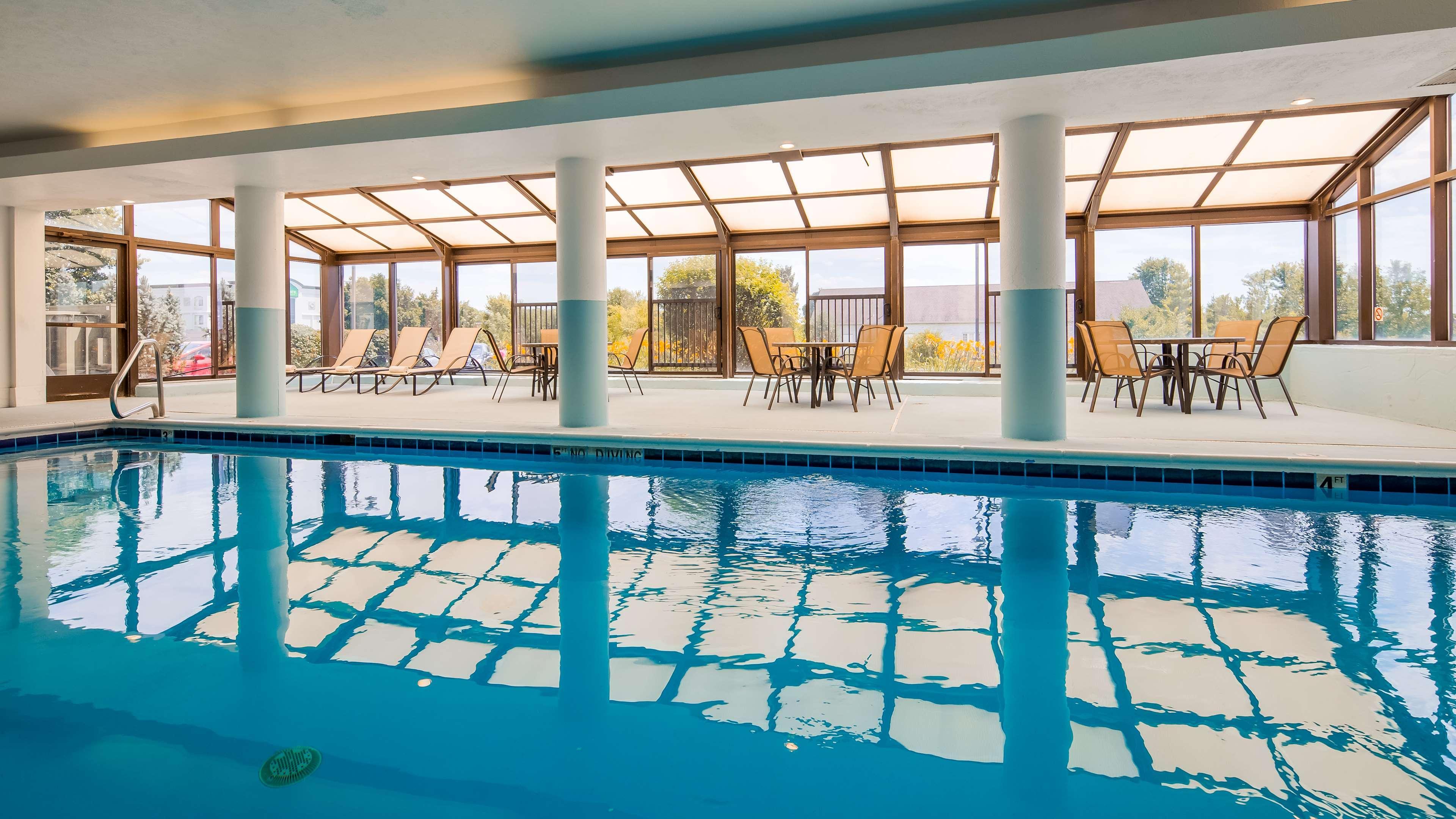 Best Western Joliet Inn & Suites Экстерьер фото